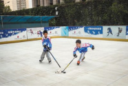 北京建成室内外滑冰场近百处 2020年完成“冰立方”改造