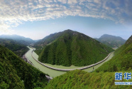 航拍興山“水上公路”：三峽庫區的生態畫廊